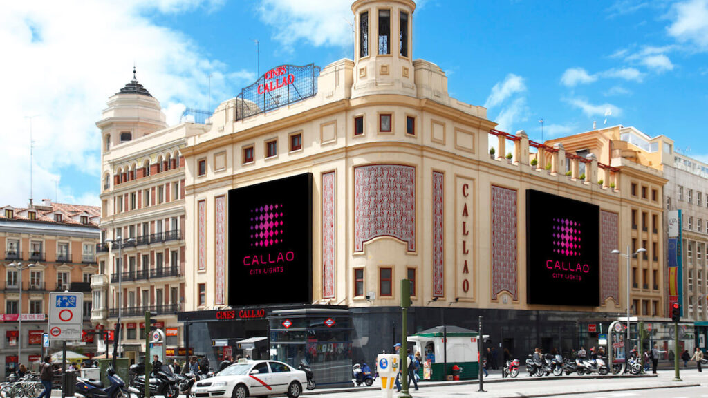 pantalla digital Callao Madrid