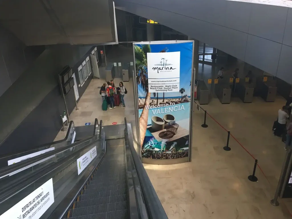 publicidad aeropuerto valencia